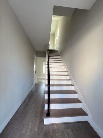 1611 Parker Street, Houston, TX 77007