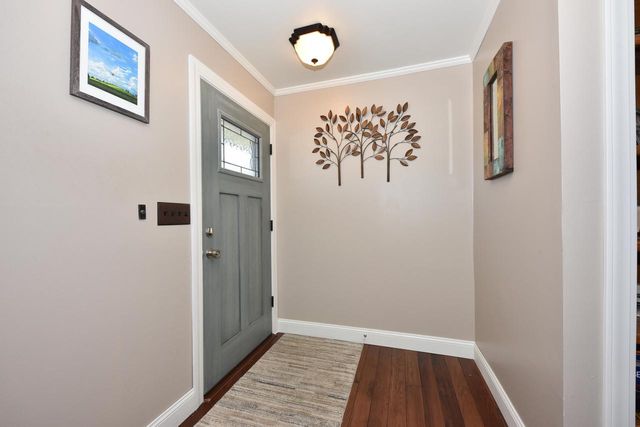 3551 S Woodland COURT, New Berlin, WI 53146