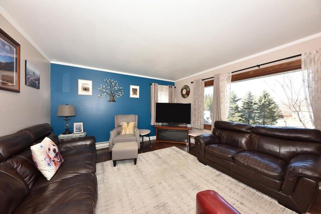 3551 S Woodland COURT, New Berlin, WI 53146