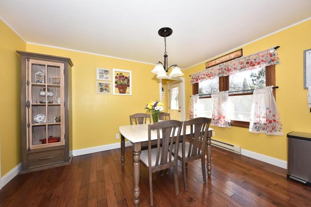 3551 S Woodland COURT, New Berlin, WI 53146