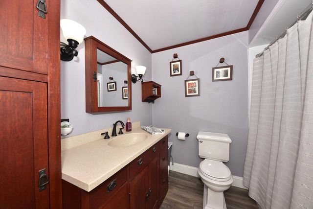 3551 S Woodland COURT, New Berlin, WI 53146