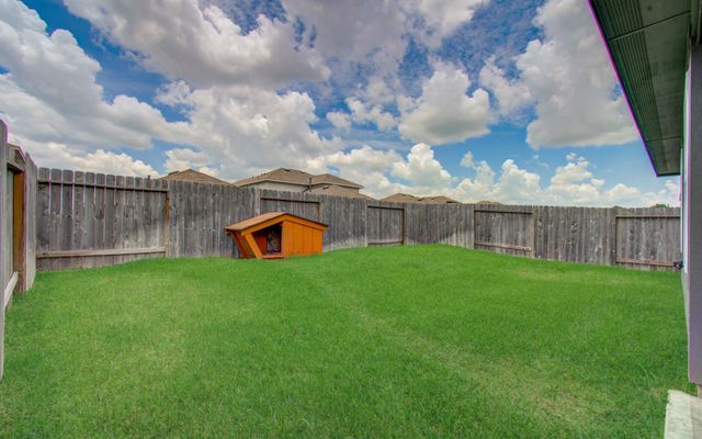 12319 Lariat Run Drive, Houston, TX 77014