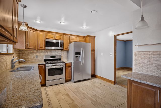 61 Roycroft AVENUE, Mt Lebanon, PA 15228