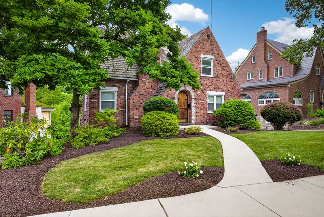 61 Roycroft AVENUE, Mt Lebanon, PA 15228