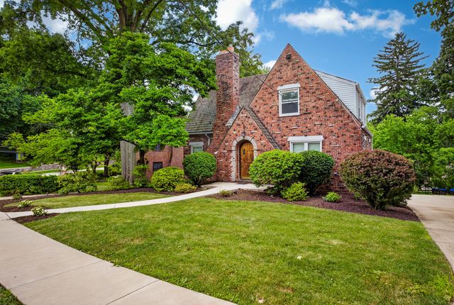 61 Roycroft AVENUE, Mt Lebanon, PA 15228