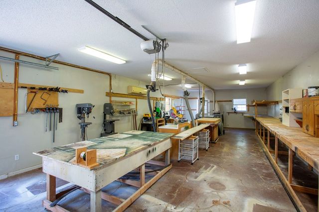 245 Cove Dr, Abbeville, AL 36310