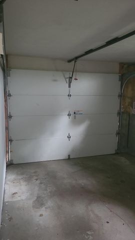 39 Westport Rd, Worcester, MA 01605