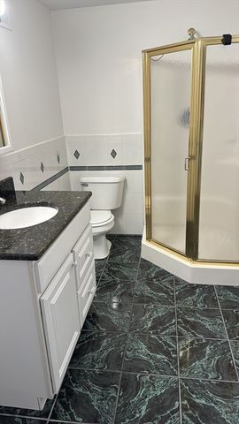 39 Westport Rd, Worcester, MA 01605