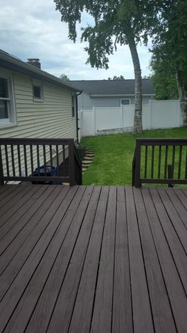 39 Westport Rd, Worcester, MA 01605
