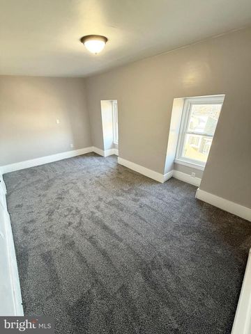 207 S SAINT JOHN ST, Schuylkill Haven, PA 17972