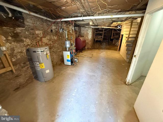 207 S SAINT JOHN ST, Schuylkill Haven, PA 17972