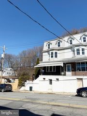 207 S SAINT JOHN ST, Schuylkill Haven, PA 17972