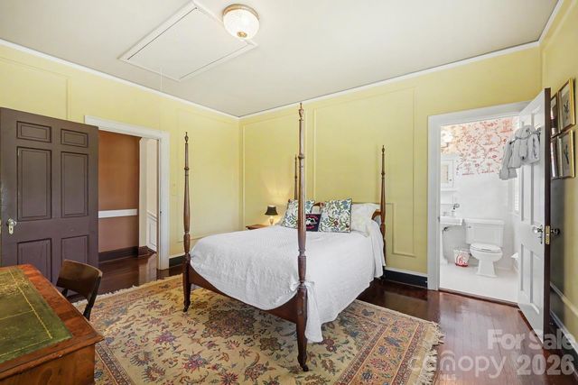 1401 Queens Road W, Charlotte, NC 28207