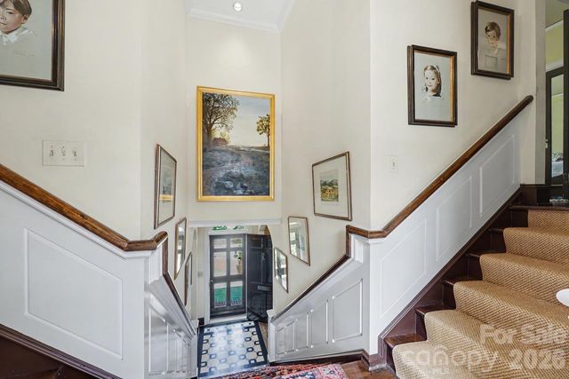 1401 Queens Road W, Charlotte, NC 28207