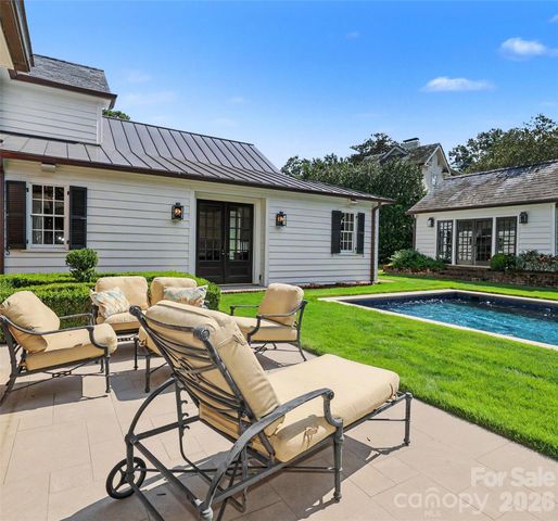 1401 Queens Road W, Charlotte, NC 28207