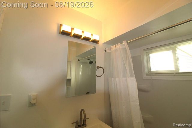 14622-14624 Huron Street, Taylor, MI 48180