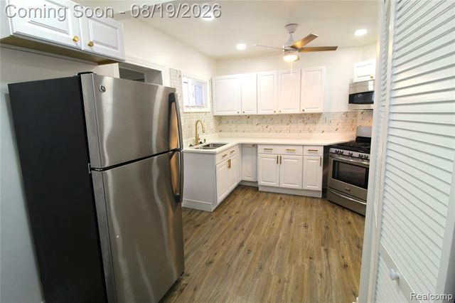 14622-14624 Huron Street, Taylor, MI 48180