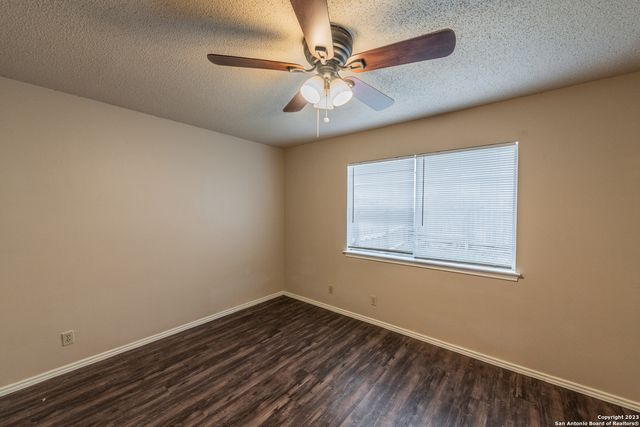 8927 Emerald Spring, San Antonio, TX 78250