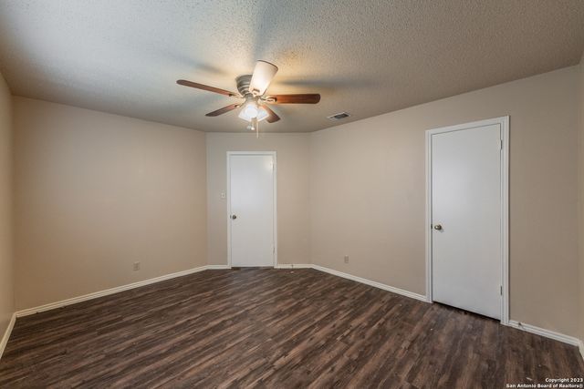 8927 Emerald Spring, San Antonio, TX 78250