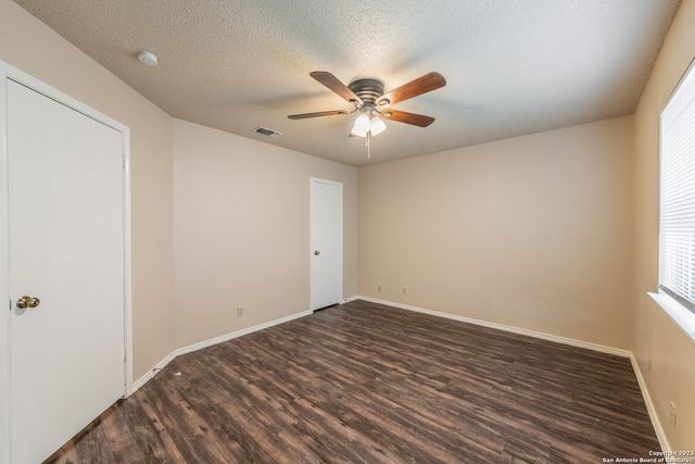 8927 Emerald Spring, San Antonio, TX 78250