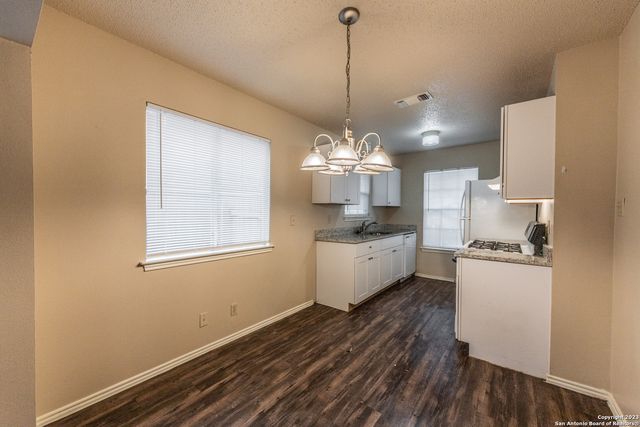 8927 Emerald Spring, San Antonio, TX 78250