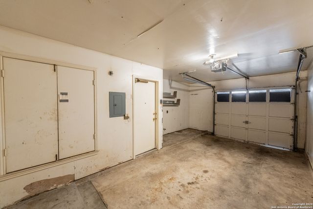 8927 Emerald Spring, San Antonio, TX 78250