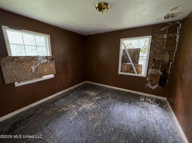 1159 W Mcdowell Road, Jackson, MS 39204
