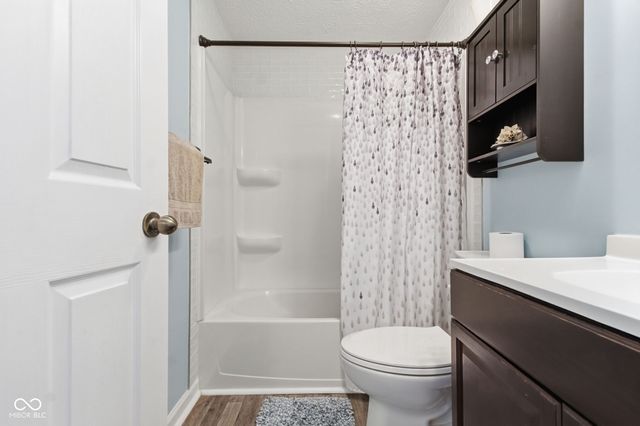 7303 Trestle Way Court, Indianapolis, IN 46256