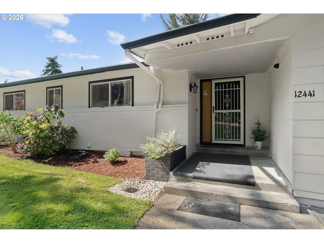 12441 Se KNAPP St, Portland, OR 97236