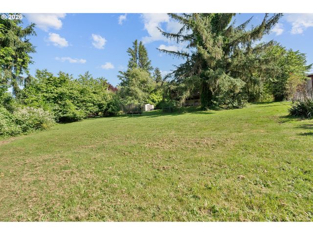 12441 Se KNAPP St, Portland, OR 97236