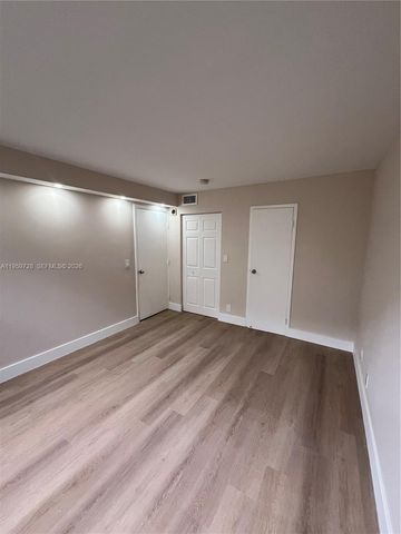 17021 N Bay Rd 124, Sunny Isles Beach, FL 33160