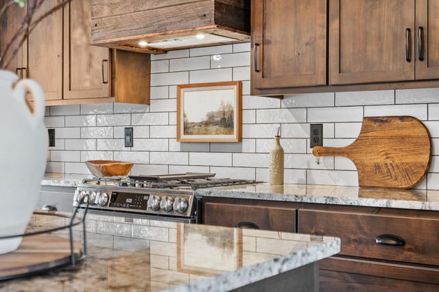 365 Green Cypress Lane, Shell Knob, MO 65747