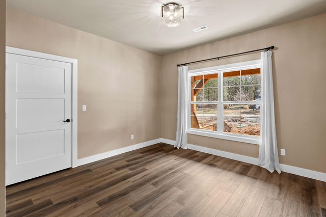 365 Green Cypress Lane, Shell Knob, MO 65747