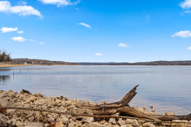 365 Green Cypress Lane, Shell Knob, MO 65747