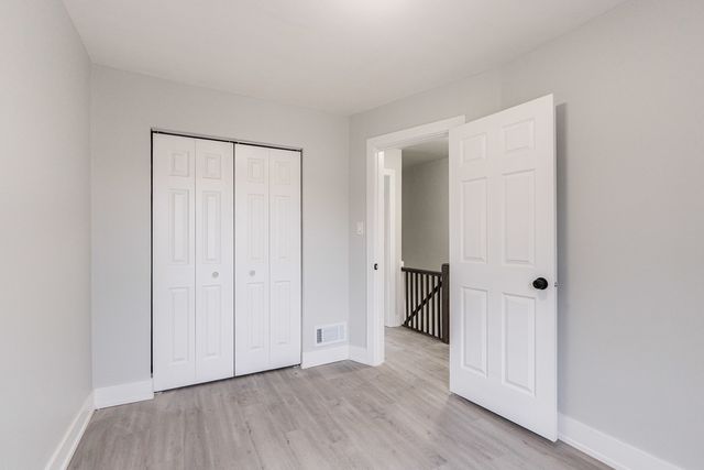 1121 E 82nd Place, Chicago, IL 60619