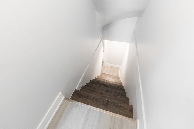 1121 E 82nd Place, Chicago, IL 60619