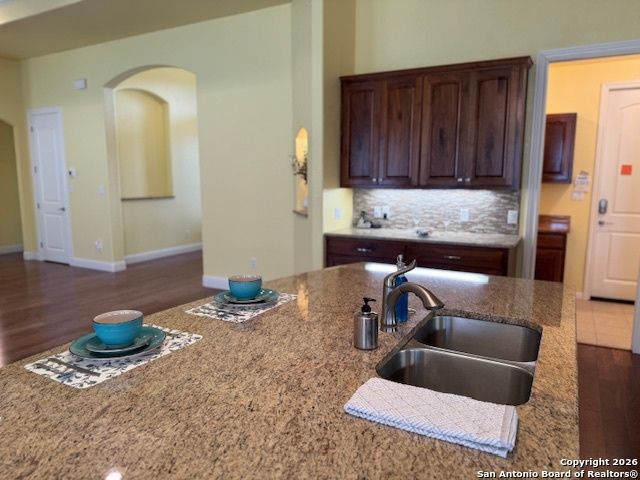 2712 Crest Ridge Drive, New Braunfels, TX 78132