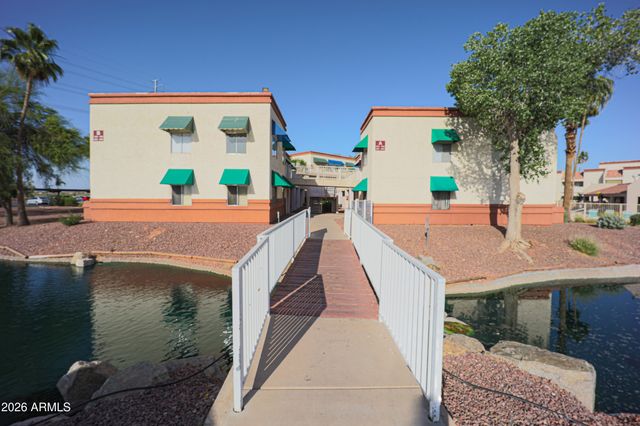 12123 W BELL Road 103, Surprise, AZ 85378