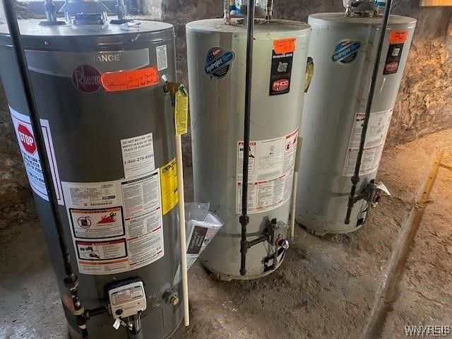 271 Locust Street, Lockport City, NY 14094