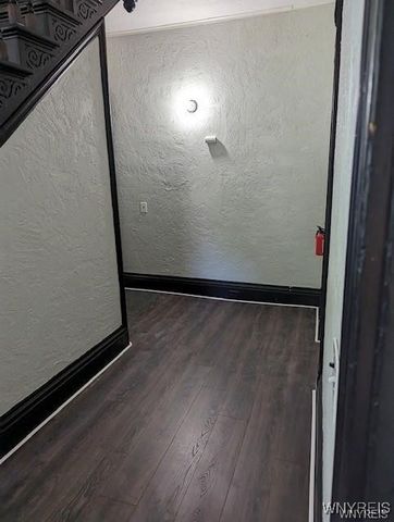 271 Locust Street, Lockport City, NY 14094