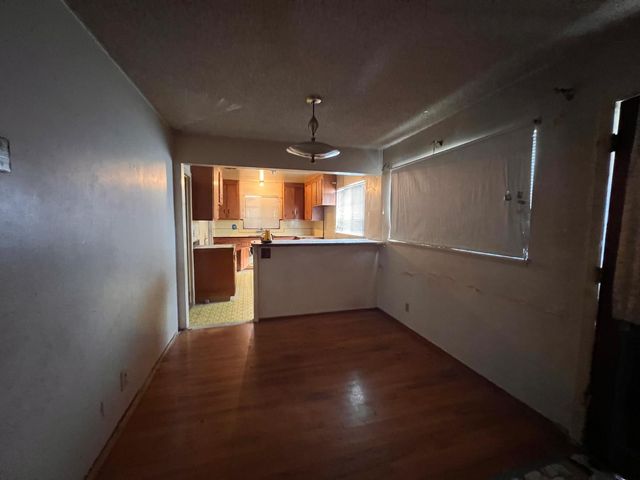 5250 Emerson Rd, Sacramento, CA 95820