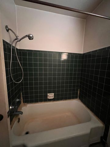 5250 Emerson Rd, Sacramento, CA 95820