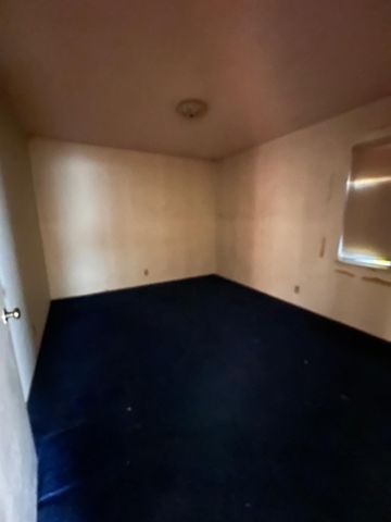 5250 Emerson Rd, Sacramento, CA 95820