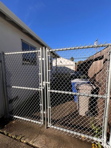 5250 Emerson Rd, Sacramento, CA 95820