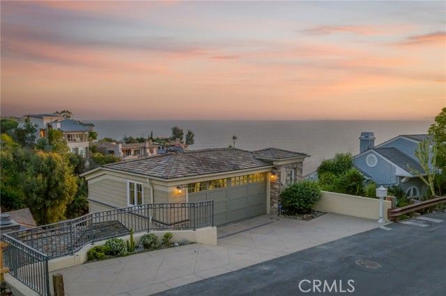 846 Diamond Street, Laguna Beach, CA 92651