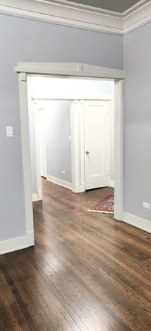 6210 S Eberhart Avenue 1N, Chicago, IL 60637