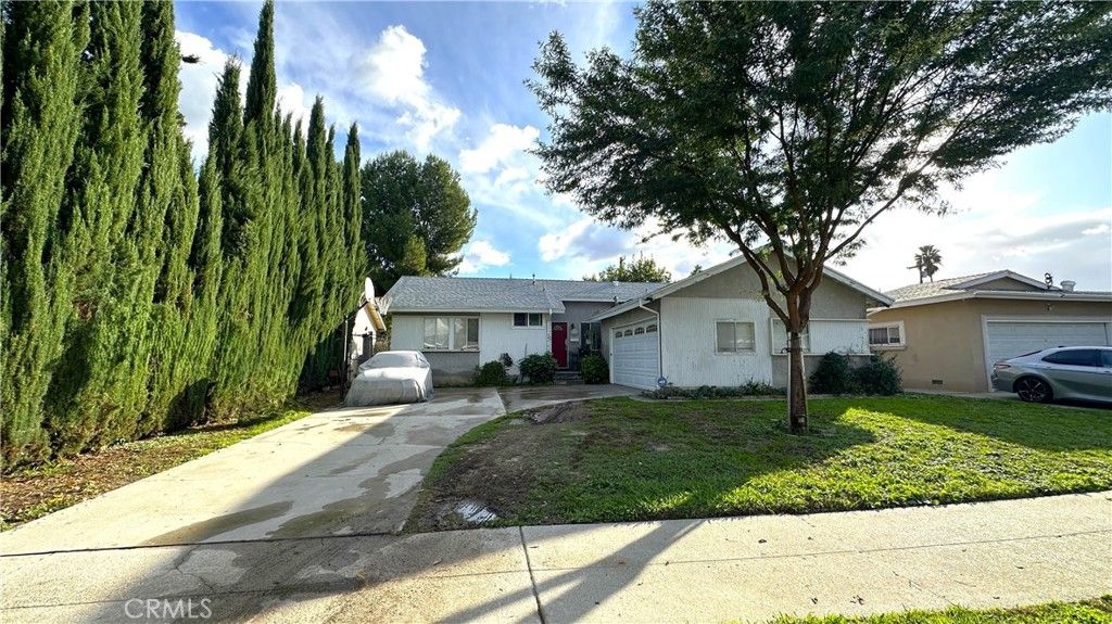 19144 Schoenborn, Northridge, CA 91324