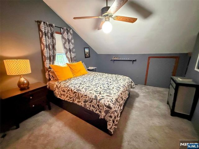 43 Bellot Road, Ringwood, NJ 07456