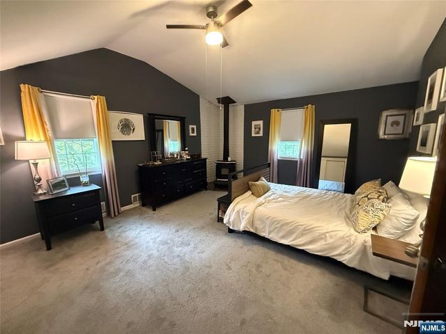 43 Bellot Road, Ringwood, NJ 07456