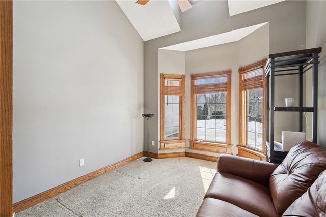 6980 Cody Drive 3, West Des Moines, IA 50266